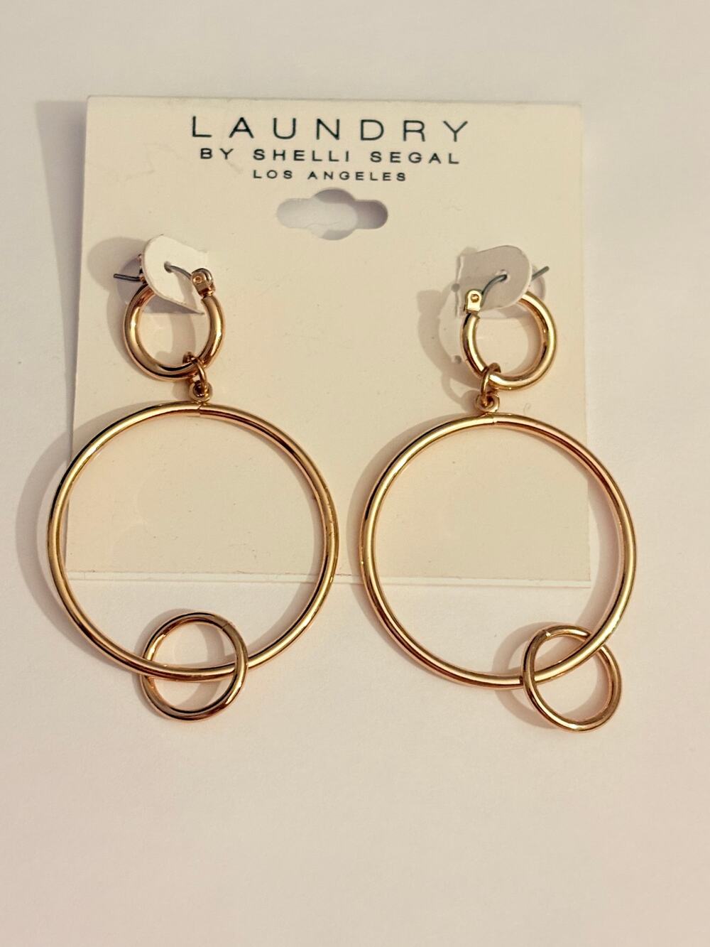 New Laundry by Shelli Segal Gold Tone Circle Drop Earrings